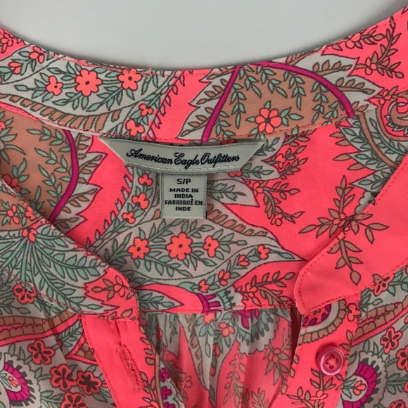 American Eagle Neon Pink Paisley Sleeveless S/P - Picture 2 of 4